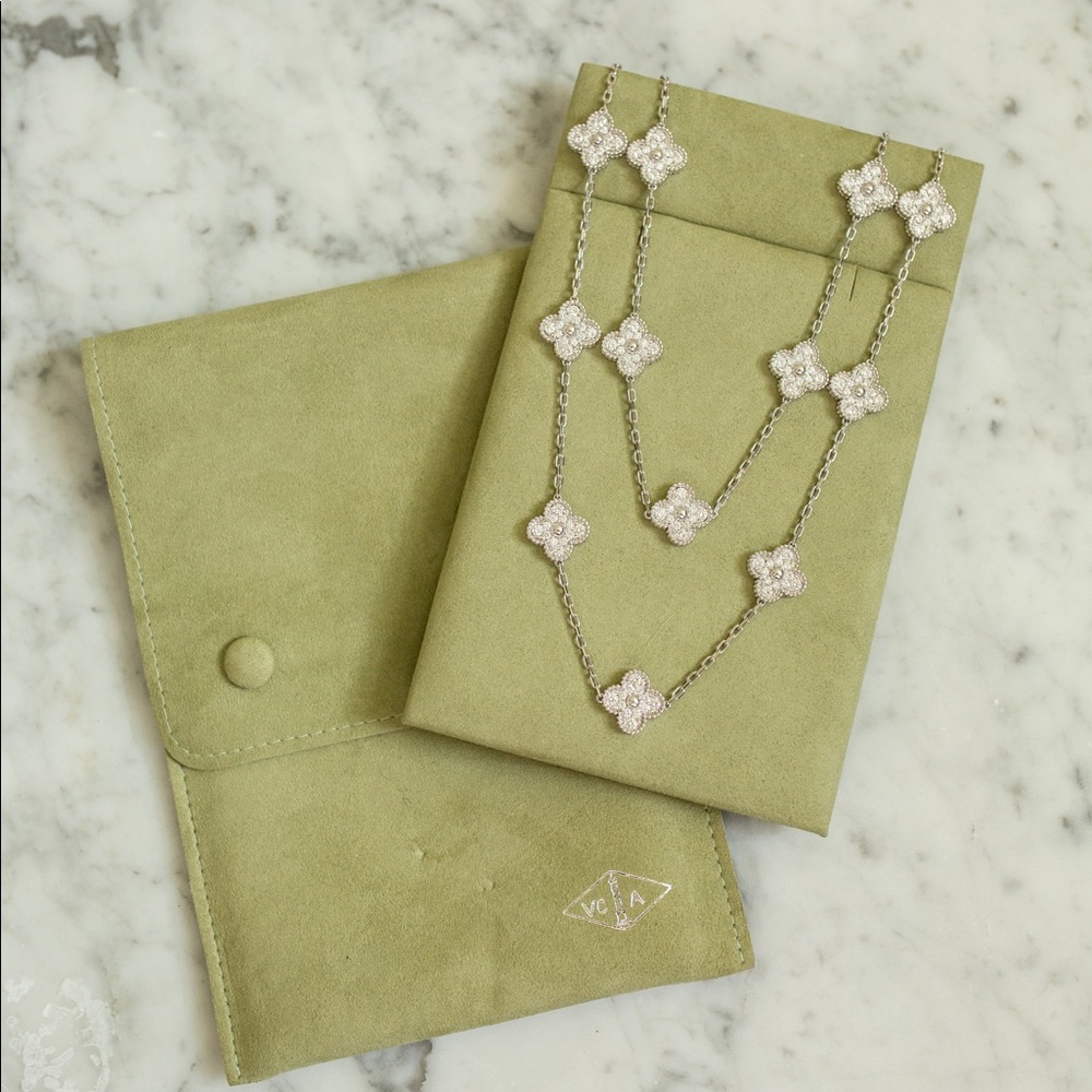 20 Diamond motif 18k Gold necklace